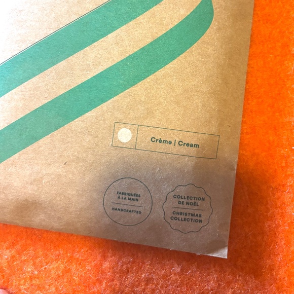 Handcrafted cream and gold 3D paper firs Christmas trees set of 2 NWT - Picture 5 of 7